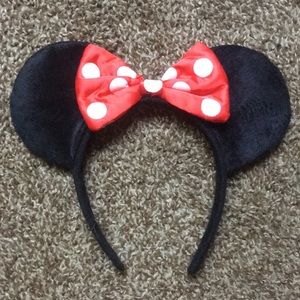 DISNEYS MINNIE HEADBAND